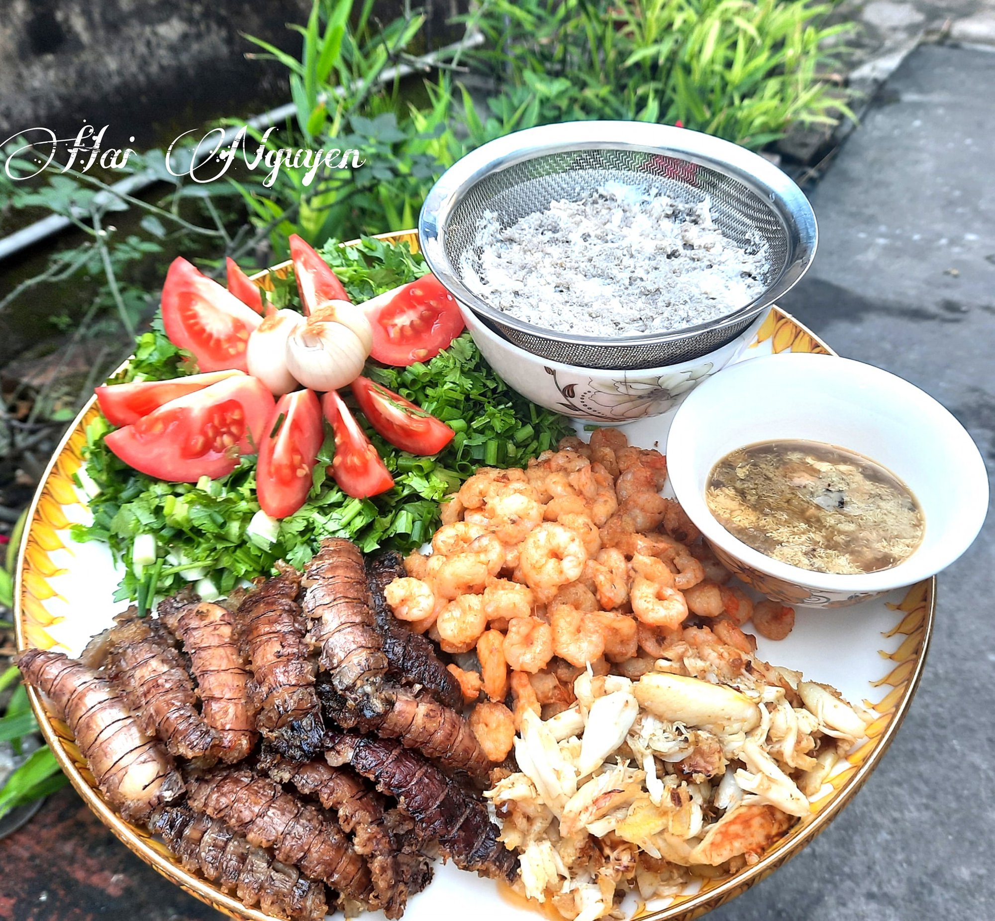 Để nấu bún hải sản ngon ngọt tự nhiên, hãy nhớ bí quyết này - Ảnh 2. Để nấu bún hải sản ngon ngọt tự nhiên, hãy nhớ bí quyết này - Ảnh 2.
