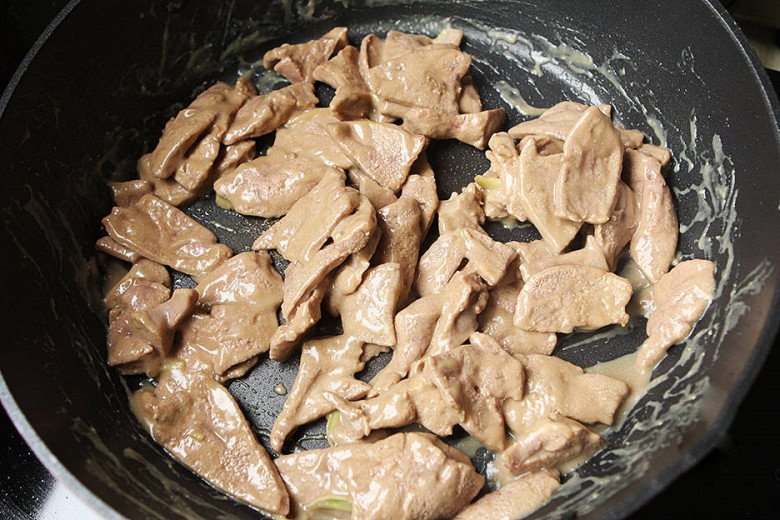 Loại lá mệnh danh là rau của thận, đem xào với gan được món vừa ngon lại bổ - Ảnh 2.