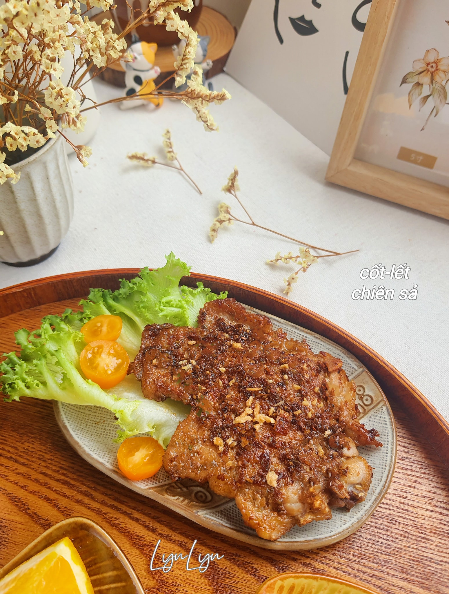 Sườn cốt lết tẩm nấu với loại cây gia vị này sẽ vừa mềm vừa thơm ngon - Ảnh 2.