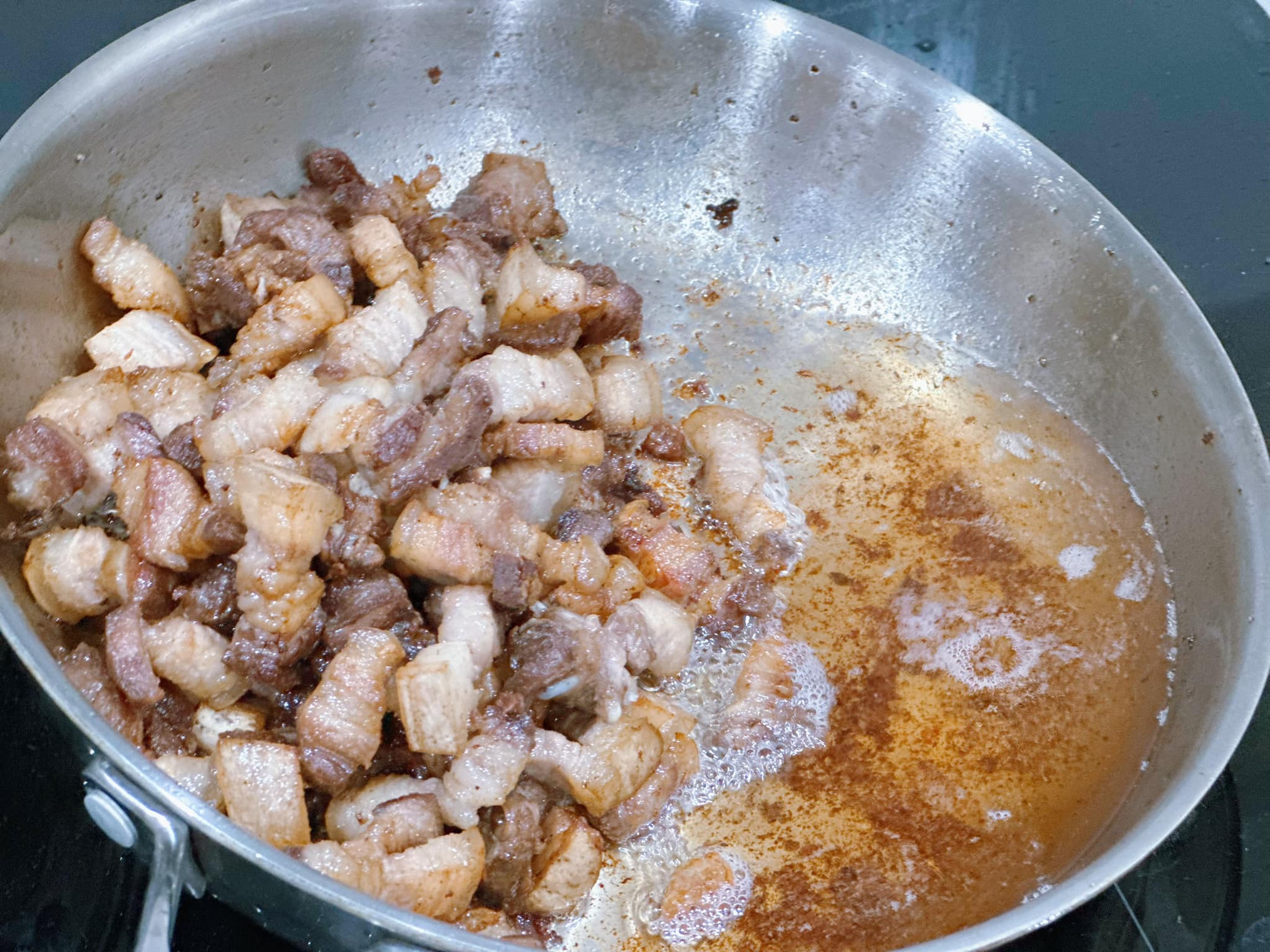 Thịt heo kho với loại mắm này đảm bảo thơm ngon nức mũi, hết vèo nồi cơm - Ảnh 4. Thịt heo kho với loại mắm này đảm bảo thơm ngon nức mũi, hết vèo nồi cơm - Ảnh 4.