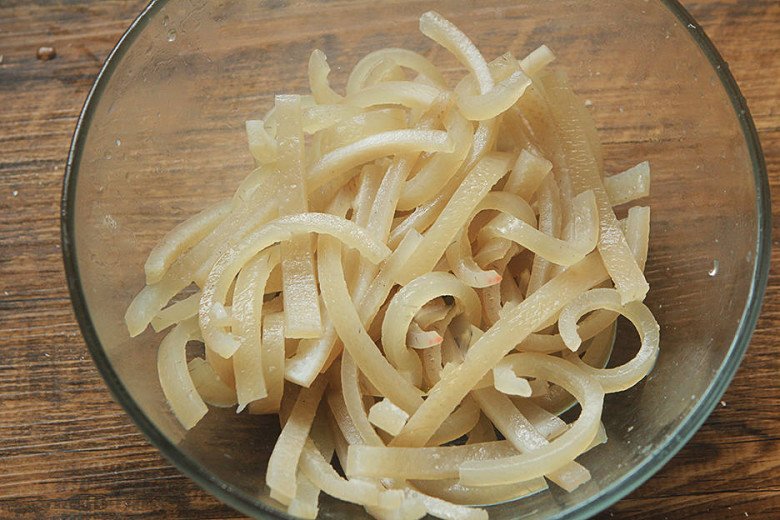 Bộ phận này của lợn siêu rẻ, cho ít ai lấy nhưng là kho collagen, biến tấu kiểu này được món ngon - Ảnh 3.