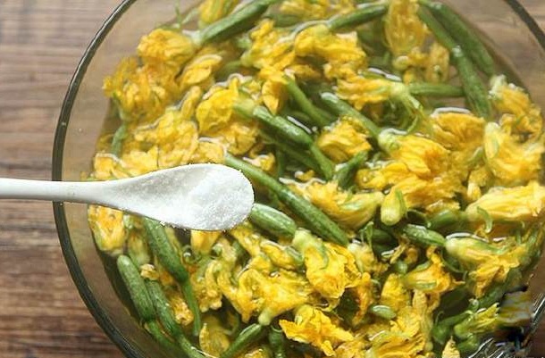 Cứ tưởng quả này to mới ăn được, ai ngờ lúc bé tí đem xào được món chống lão hoá, tăng miễn dịch - Ảnh 3. Cứ tưởng quả này to mới ăn được, ai ngờ lúc bé tí đem xào được món chống lão hoá, tăng miễn dịch - Ảnh 3.