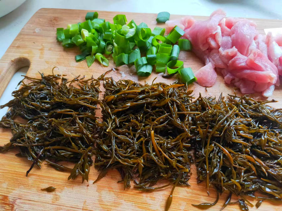 Loại rau "trường sinh" của người Nhật, nhuận tràng, dưỡng huyết, bổ sung canxi gấp 12 lần sữa, hầm thịt ăn rất ngon - Ảnh 7. Loại rau "trường sinh" của người Nhật, nhuận tràng, dưỡng huyết, bổ sung canxi gấp 12 lần sữa, hầm thịt ăn rất ngon - Ảnh 7.