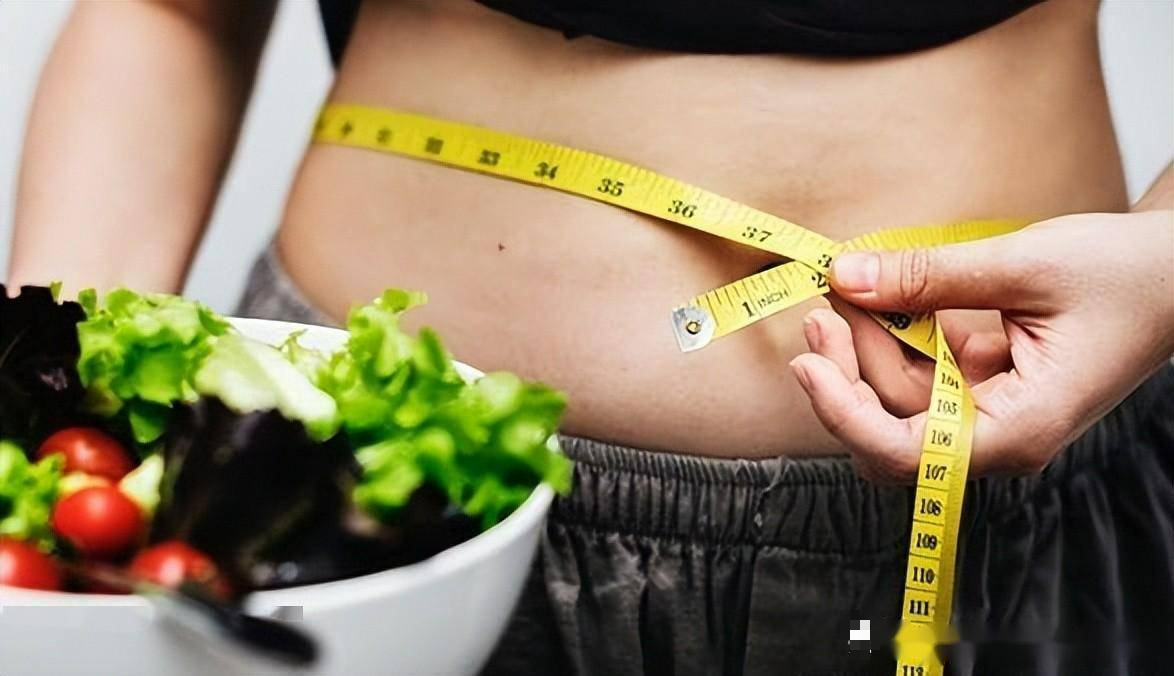 Loại rau "nữ hoàng giữ dáng", bổ hơn khoai môn, nhuận tràng hơn khoai lang, ăn 3 lần/tuần người đẹp, eo thon - Ảnh 2.