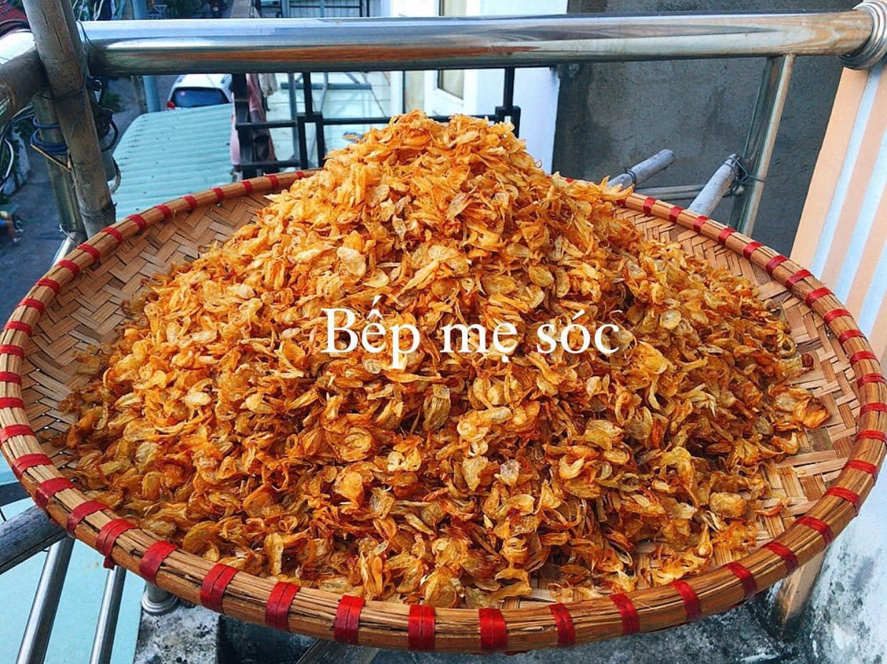 Tất tần tật bí quyết làm hành phi vàng đều, giòn rụm, không bị ỉu và vỡ tép - Ảnh 3.