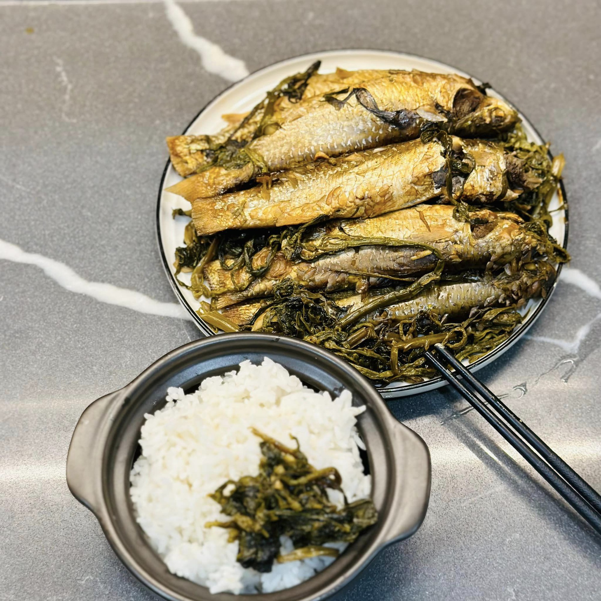 Cá đối kho với loại rau này, đảm bảo ngon nhức nách. - Ảnh 5. Cá đối kho với loại rau này, đảm bảo ngon nhức nách. - Ảnh 5.