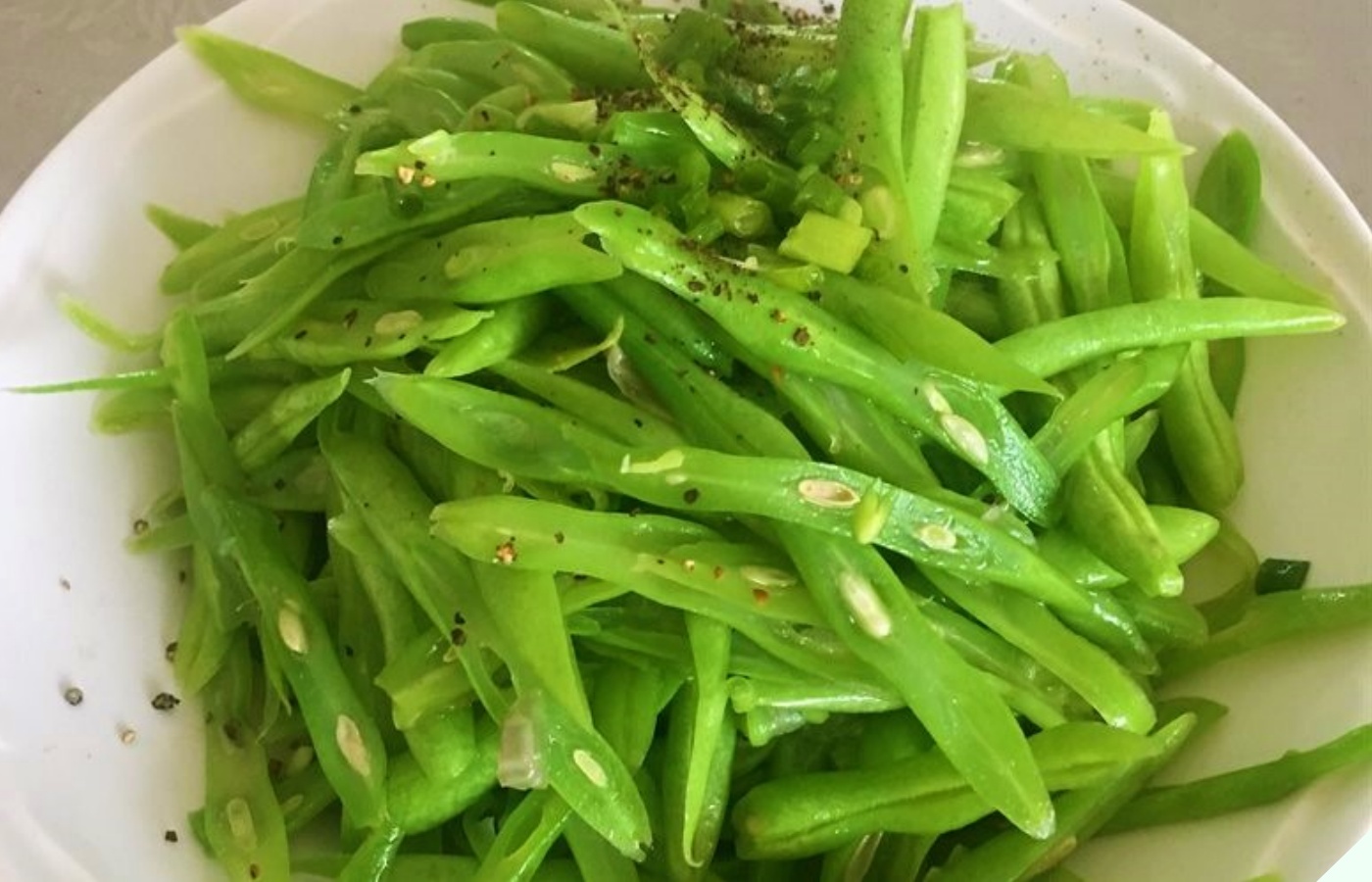 Loại rau rẻ bèo được ví như thuốc khỏe xương, nấu món gì cũng bổ, trẻ cao lớn, già chắc xương - Ảnh 10.