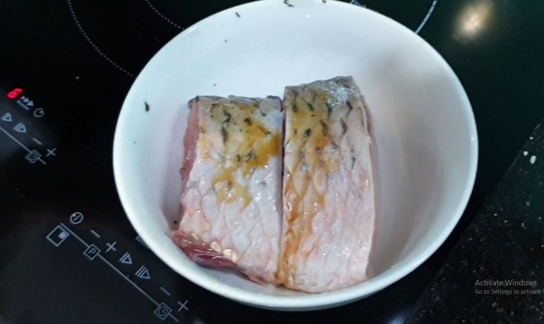 Cứ tưởng trồng chỉ để lấy củ ai ngờ lá của cây này cực ngon, nấu chung với con giàu đạm được món bổ từ - Ảnh 12.