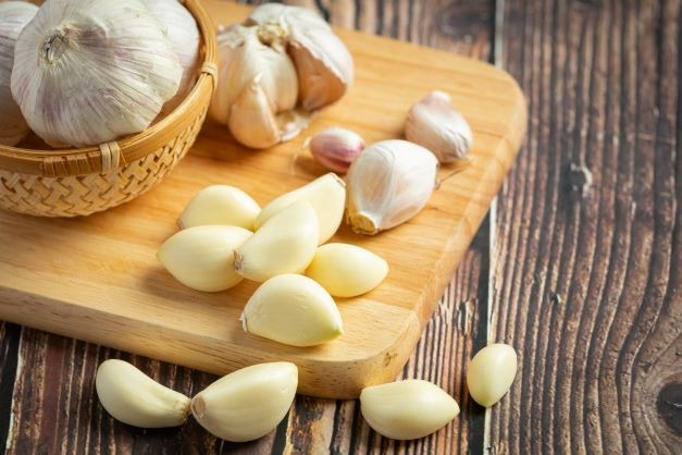 3 loại rau là “kháng sinh tự nhiên”, giá rất rẻ, mùa hè nên ăn nhiều để tăng sức đề kháng - Ảnh 1.