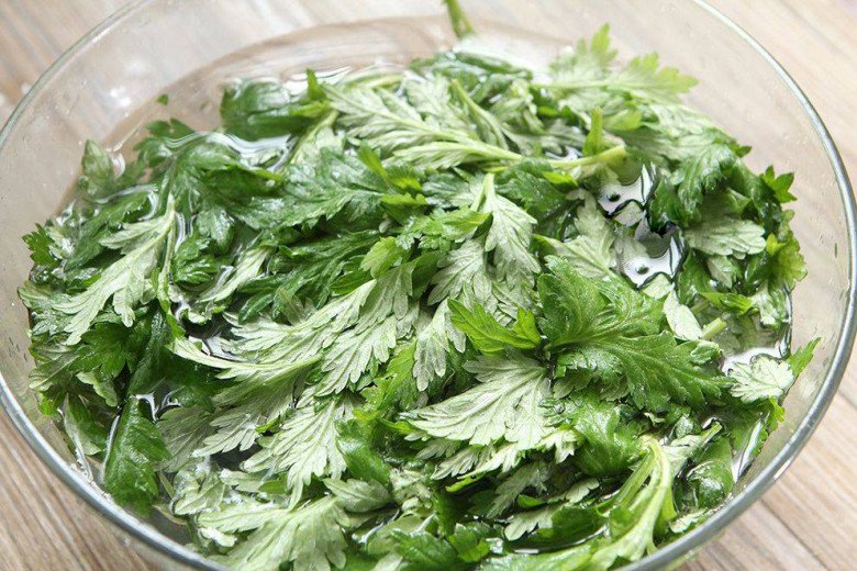 Loại rau mọc cả ở ven đường có vị khó xơi, nhưng đem nấu với trứng được món ngon bổ, điều hòa cơ thể - Ảnh 2.