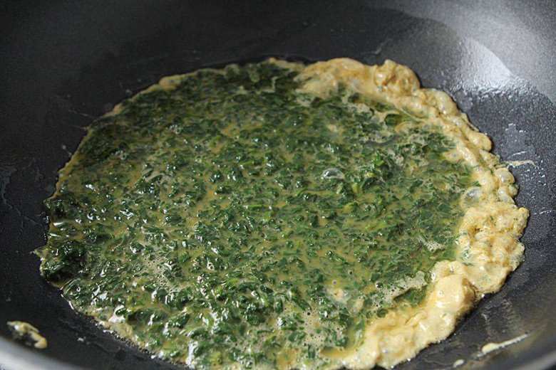 Loại rau mọc cả ở ven đường có vị khó xơi, nhưng đem nấu với trứng được món ngon bổ, điều hòa cơ thể - Ảnh 5.