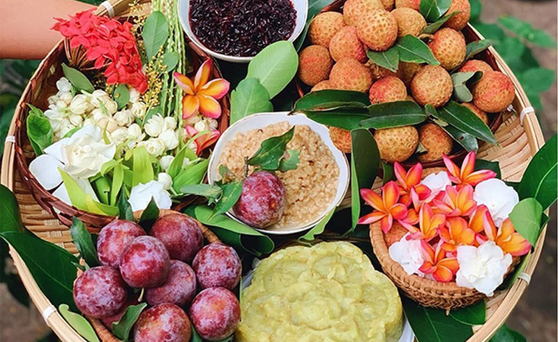Văn khấn Tết Đoan Ngọ 2023 chính xác, đẩy đủ nhất để xua tan xui xẻo, đón nhận may mắn - Ảnh 7. Văn khấn Tết Đoan Ngọ 2023 chính xác, đẩy đủ nhất để xua tan xui xẻo, đón nhận may mắn - Ảnh 7.