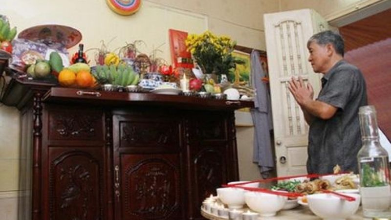 Văn khấn Tết Đoan Ngọ 2023 chính xác, đẩy đủ nhất để xua tan xui xẻo, đón nhận may mắn - Ảnh 1. Văn khấn Tết Đoan Ngọ 2023 chính xác, đẩy đủ nhất để xua tan xui xẻo, đón nhận may mắn - Ảnh 1.