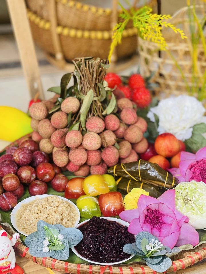 Tết Đoan ngọ cúng trong nhà hay ngoài trời và những kiêng kị không phải ai cũng biết để được may mắn, tốt lành - Ảnh 5. Tết Đoan ngọ cúng trong nhà hay ngoài trời và những kiêng kị không phải ai cũng biết để được may mắn, tốt lành - Ảnh 5.