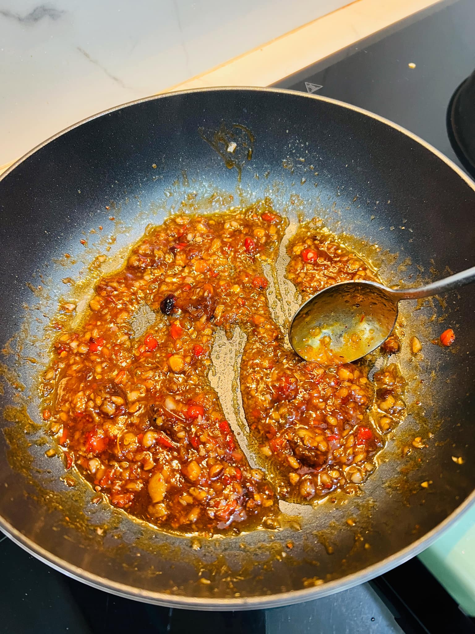 Mực khô rim với loại quả chua chua này, ngon nhức nách - Ảnh 3.