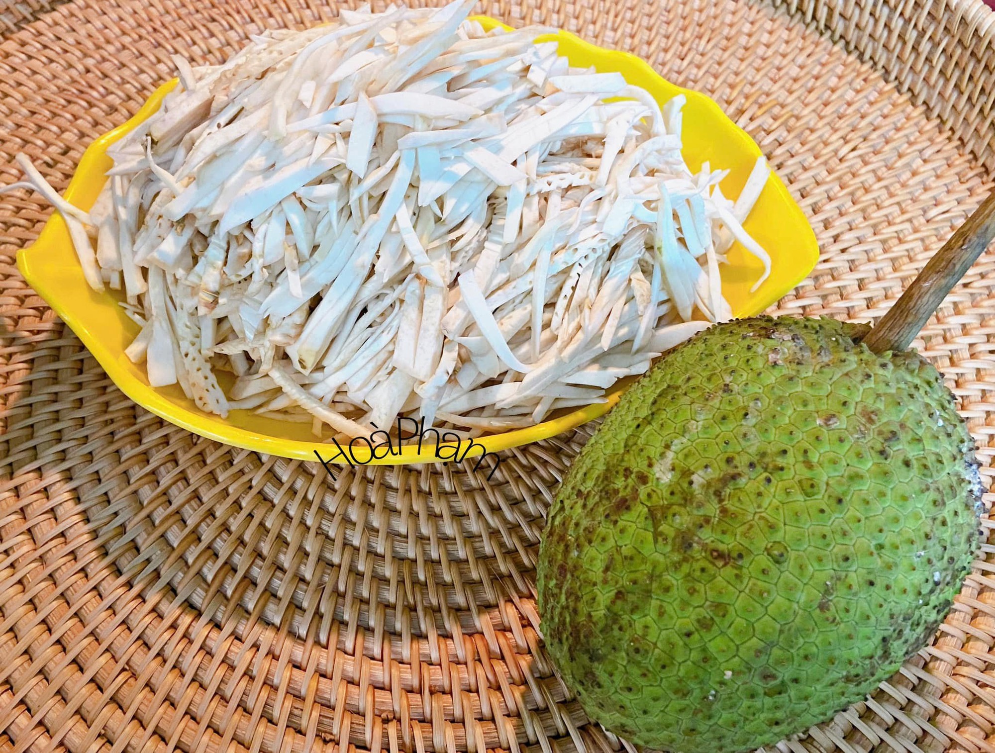 Loại quả của cây “bánh mì” có tác dụng hỗ trợ tiêu hóa, ngăn ngừa rụng tóc, đem làm chả ăn càng ngon - Ảnh 3.