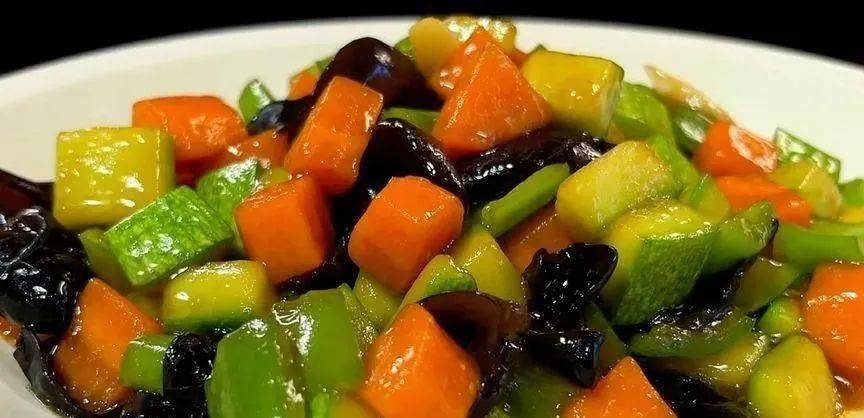 Mùa hè ăn 4 loại rau siêu vitamin C để bổ sung nước, cấp ẩm cho da khô, càng ăn càng khỏe - Ảnh 6.