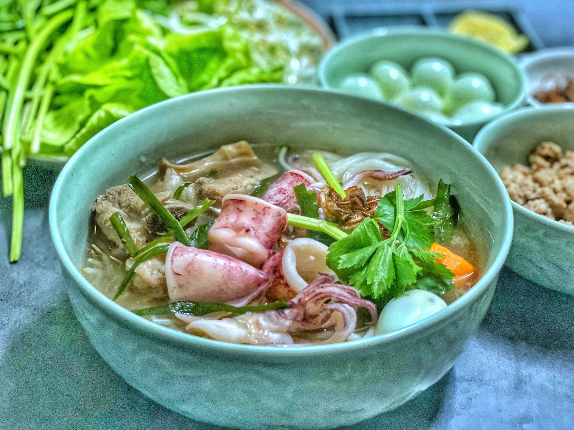 Món hủ tiếu mới lạ khi nấu cùng nguyên liệu này - Ảnh 1. Món hủ tiếu mới lạ khi nấu cùng nguyên liệu này - Ảnh 1.