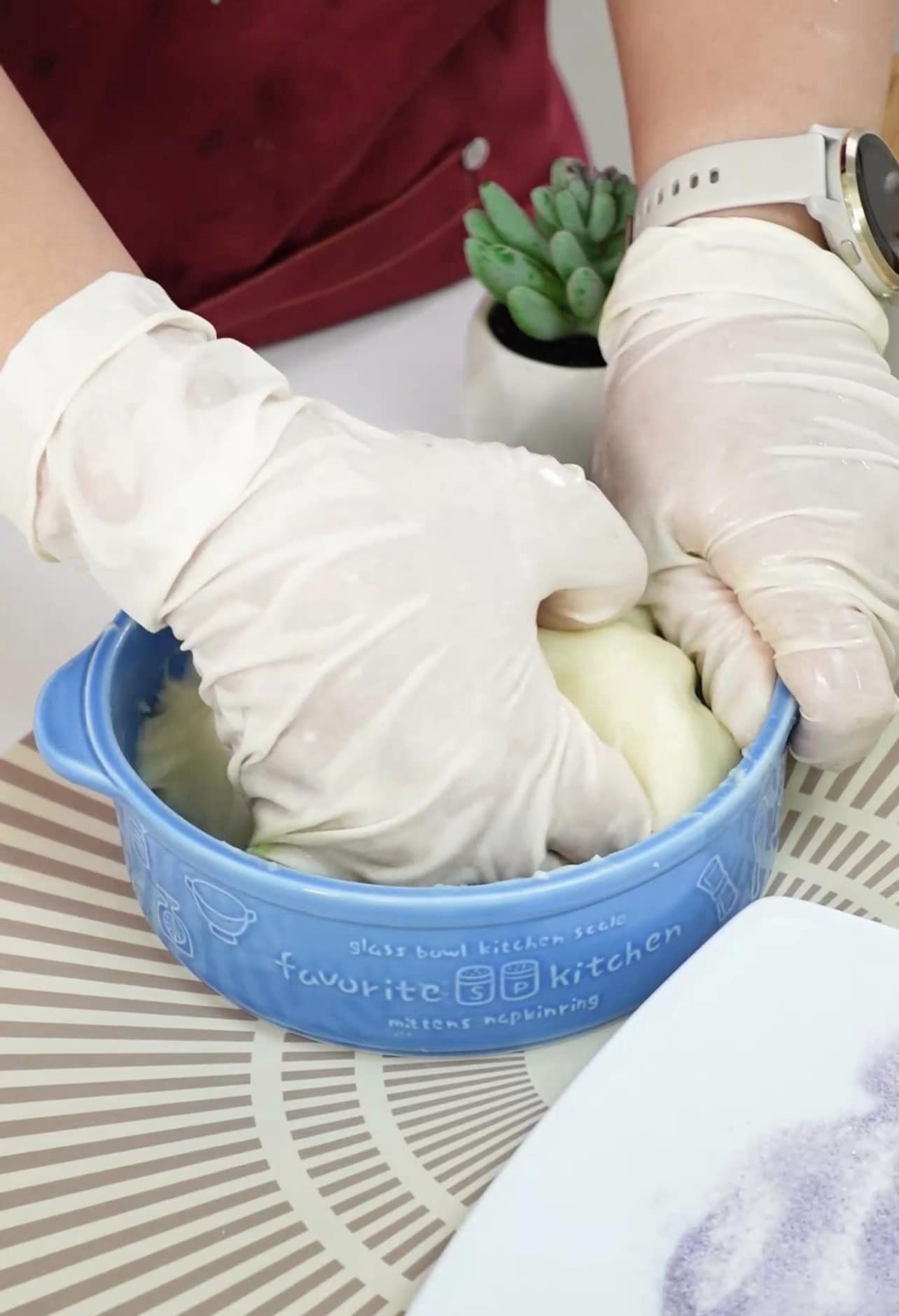 Mách bạn cách làm món mochi chấm kem sữa, ngon bất bại - Ảnh 5.