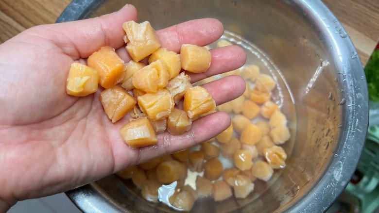 Loại cỏ dại mọc tua tủa sau mưa không ngờ là rau quý, nấu chung với con này rất ngon, không biết ăn quá tiếc - Ảnh 5.