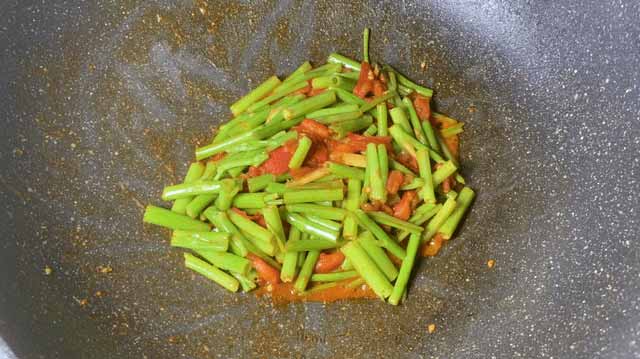 Cây này được ví là rau “ba cao”, canxi gấp 7 lần cà chua, ăn đều thanh nhiệt nhuận tràng - Ảnh 6.