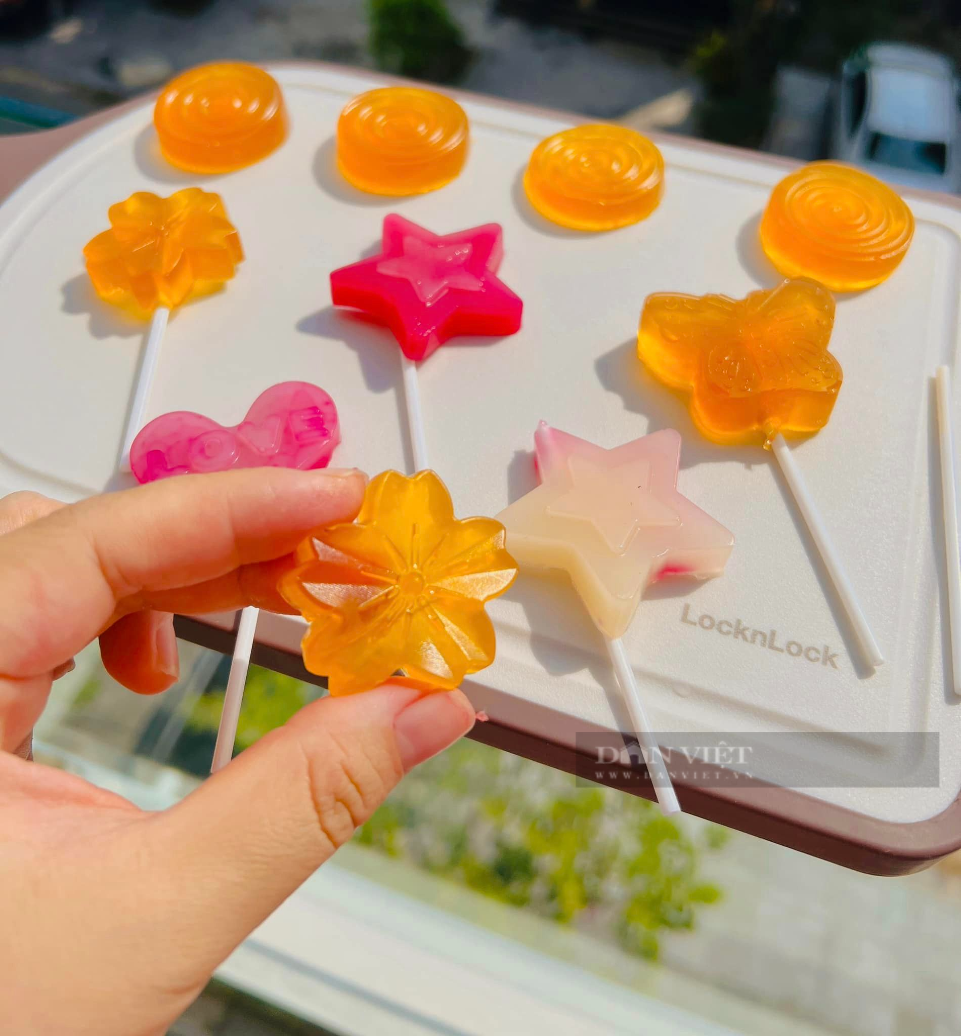 Mách bạn cách làm kẹo dẻo chíp chíp từ nguyên liệu tự nhiên thơm ngon an toàn tại nhà - Ảnh 1. Mách bạn cách làm kẹo dẻo chíp chíp từ nguyên liệu tự nhiên thơm ngon an toàn tại nhà - Ảnh 1.