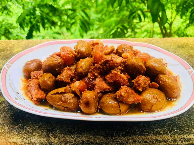 Loại quả xưa rụng đầy gốc không ai nhặt, giờ là đặc sản dân thành phố săn lùng, đem kho thịt ăn tốn cơm - Ảnh 5.