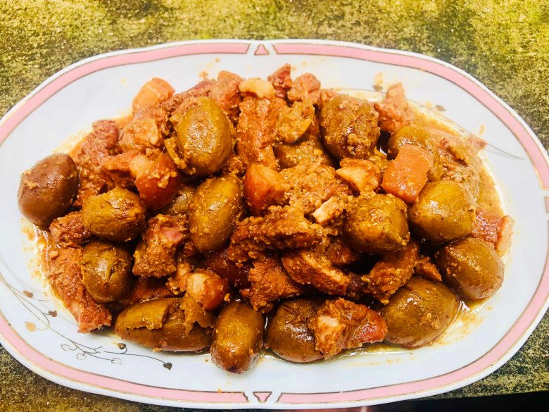 Loại quả xưa rụng đầy gốc không ai nhặt, giờ là đặc sản dân thành phố săn lùng, đem kho thịt ăn tốn cơm - Ảnh 6.