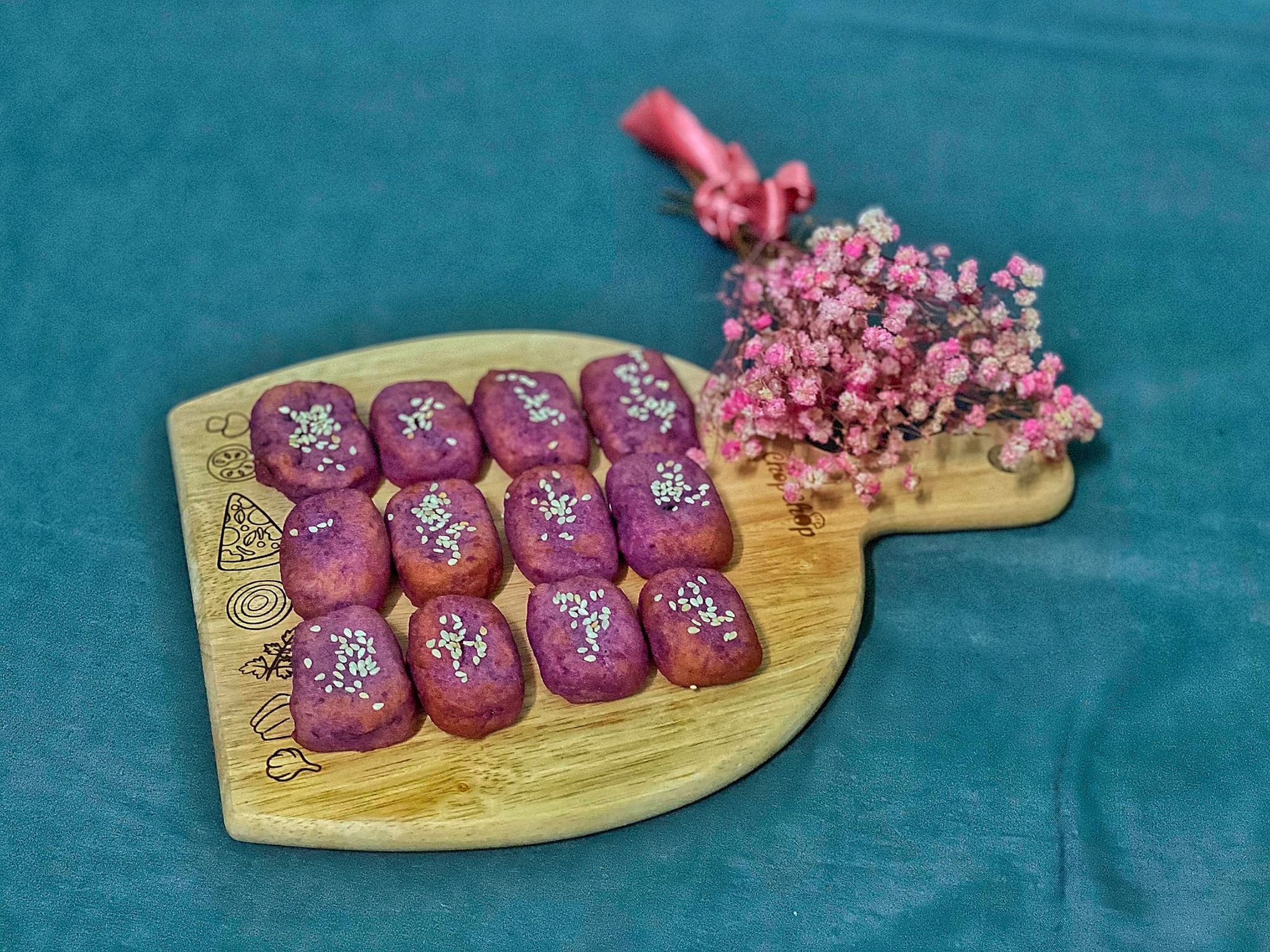 Loại củ màu tím được coi là dược liệu quý, có tác dụng ngăn ngừa ung thư, làm bánh ăn ngon tuyệt - Ảnh 3. Loại củ màu tím được coi là dược liệu quý, có tác dụng ngăn ngừa ung thư, làm bánh ăn ngon tuyệt - Ảnh 3.