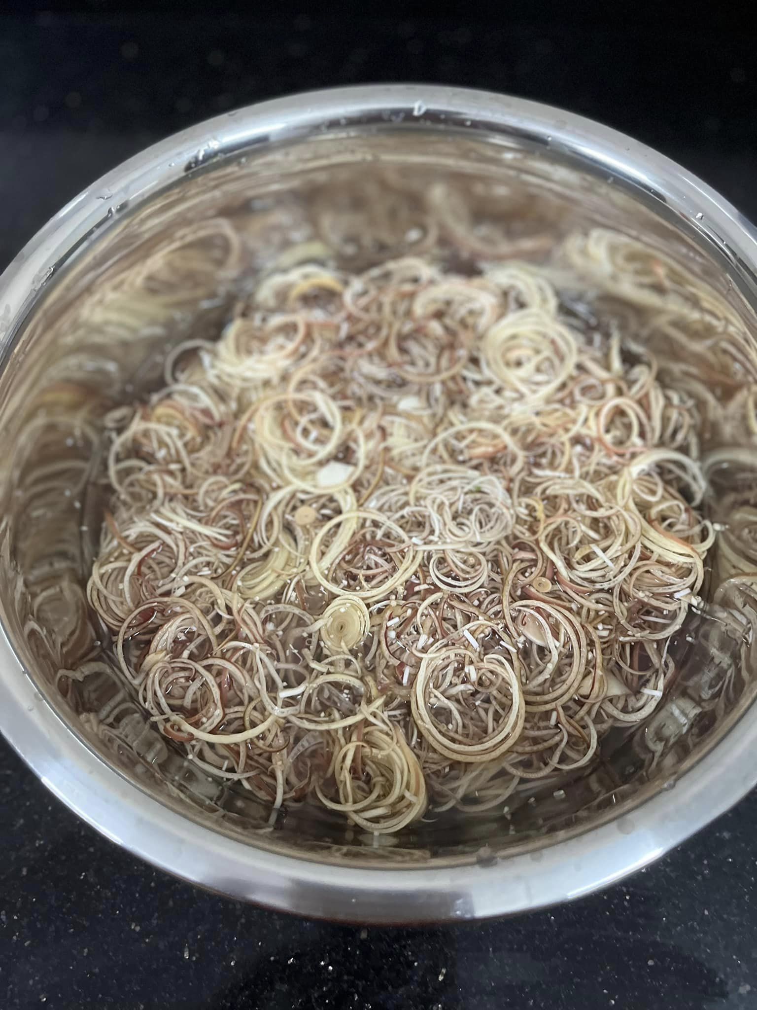 "Loại rau" cực đặt hàng, rất tốt cho sức khỏe sinh sản của nữ giới, đem làm nộm ăn "vạn người mê"  - Ảnh 2.