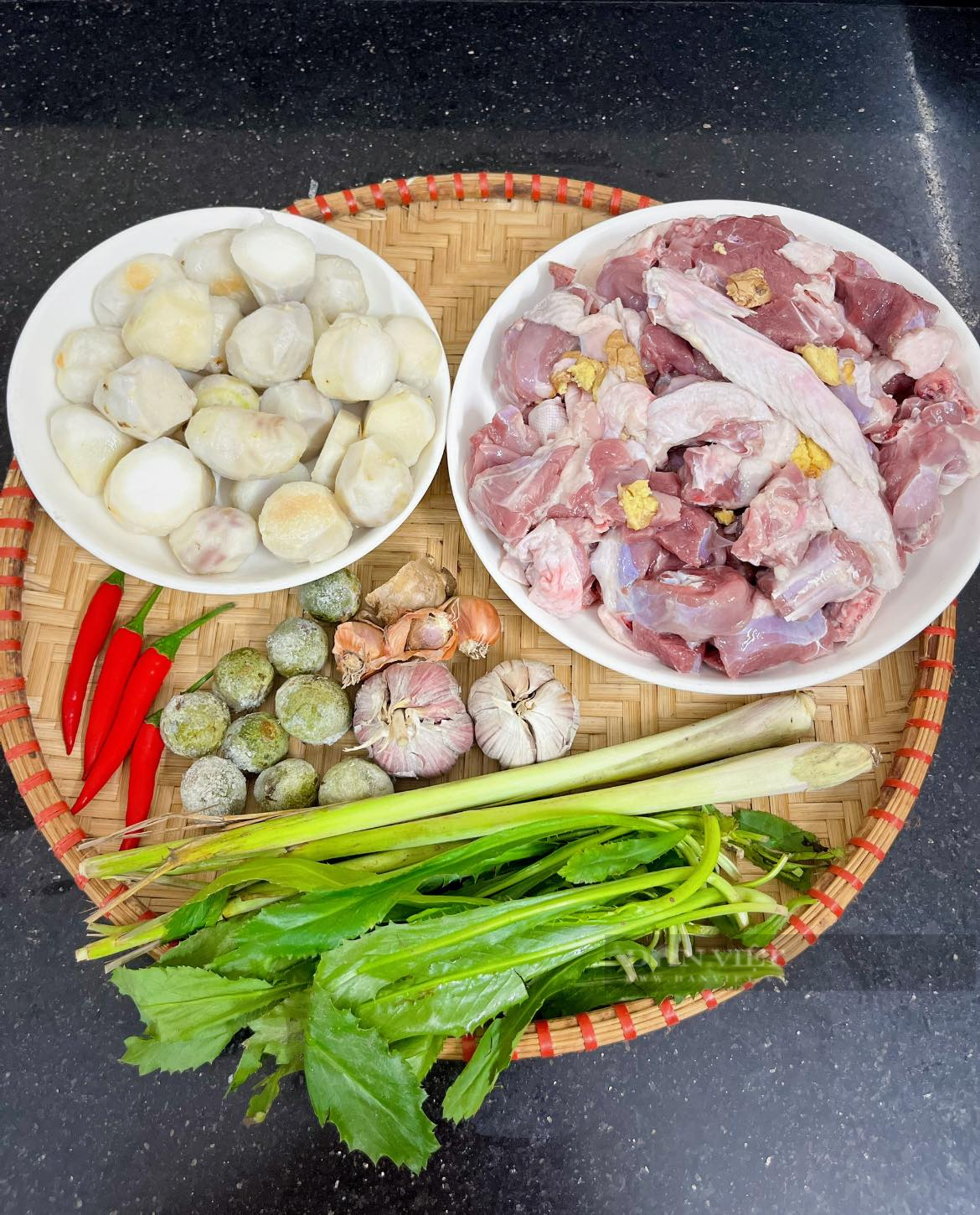 Loại củ chữa được nhiều bệnh, chống cả ung thư, đem nấu với thịt vịt thành món ăn ngon tuyệt - Ảnh 2. Loại củ chữa được nhiều bệnh, chống cả ung thư, đem nấu với thịt vịt thành món ăn ngon tuyệt - Ảnh 2.