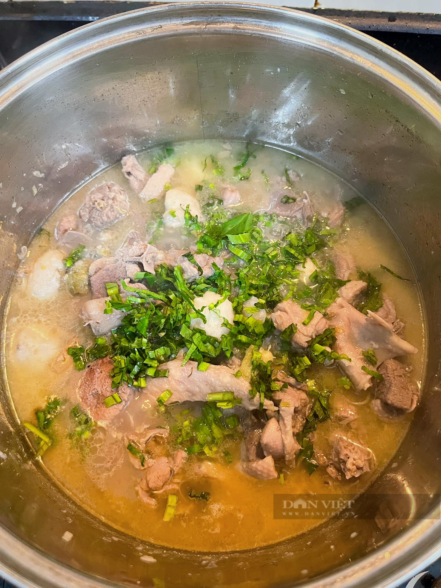 Loại củ chữa được nhiều bệnh, chống cả ung thư, đem nấu với thịt vịt thành món ăn ngon tuyệt - Ảnh 5. Loại củ chữa được nhiều bệnh, chống cả ung thư, đem nấu với thịt vịt thành món ăn ngon tuyệt - Ảnh 5.