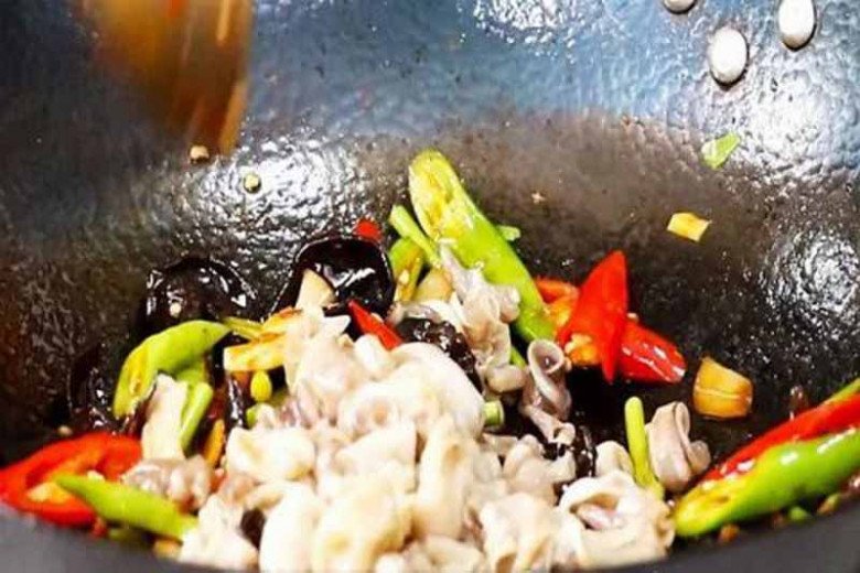 Thứ tanh ngòm của con cá toàn bị vứt đi nay bán 9 triệu đồng/kg, xào với quả này 1 đĩa đầy chả đủ ăn - Ảnh 4. Thứ tanh ngòm của con cá toàn bị vứt đi nay bán 9 triệu đồng/kg, xào với quả này 1 đĩa đầy chả đủ ăn - Ảnh 4.
