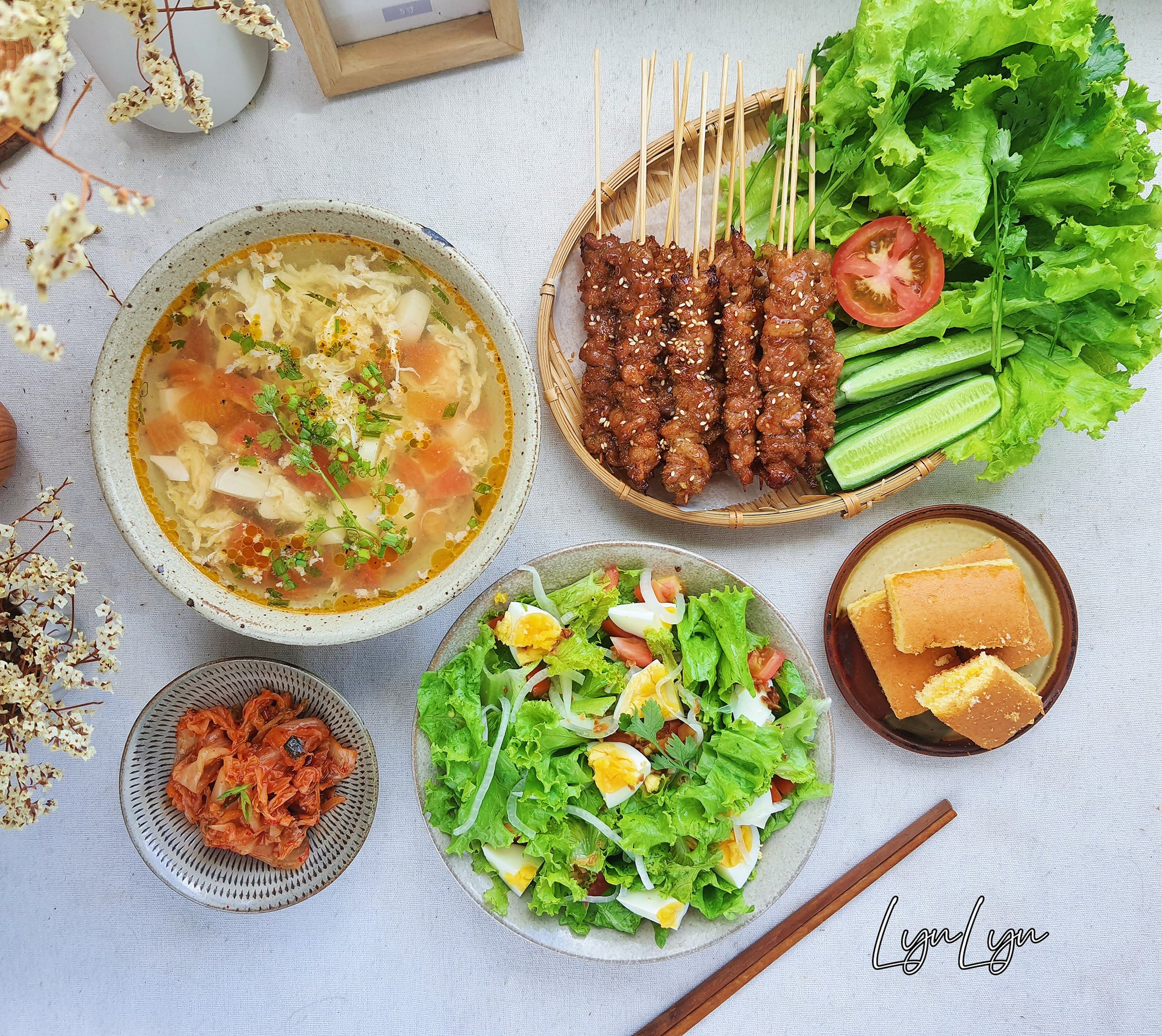 Mách bạn cách làm thịt xiên nướng bằng nồi chiên không dầu đảm bảo mềm thơm hấp dẫn - Ảnh 6.