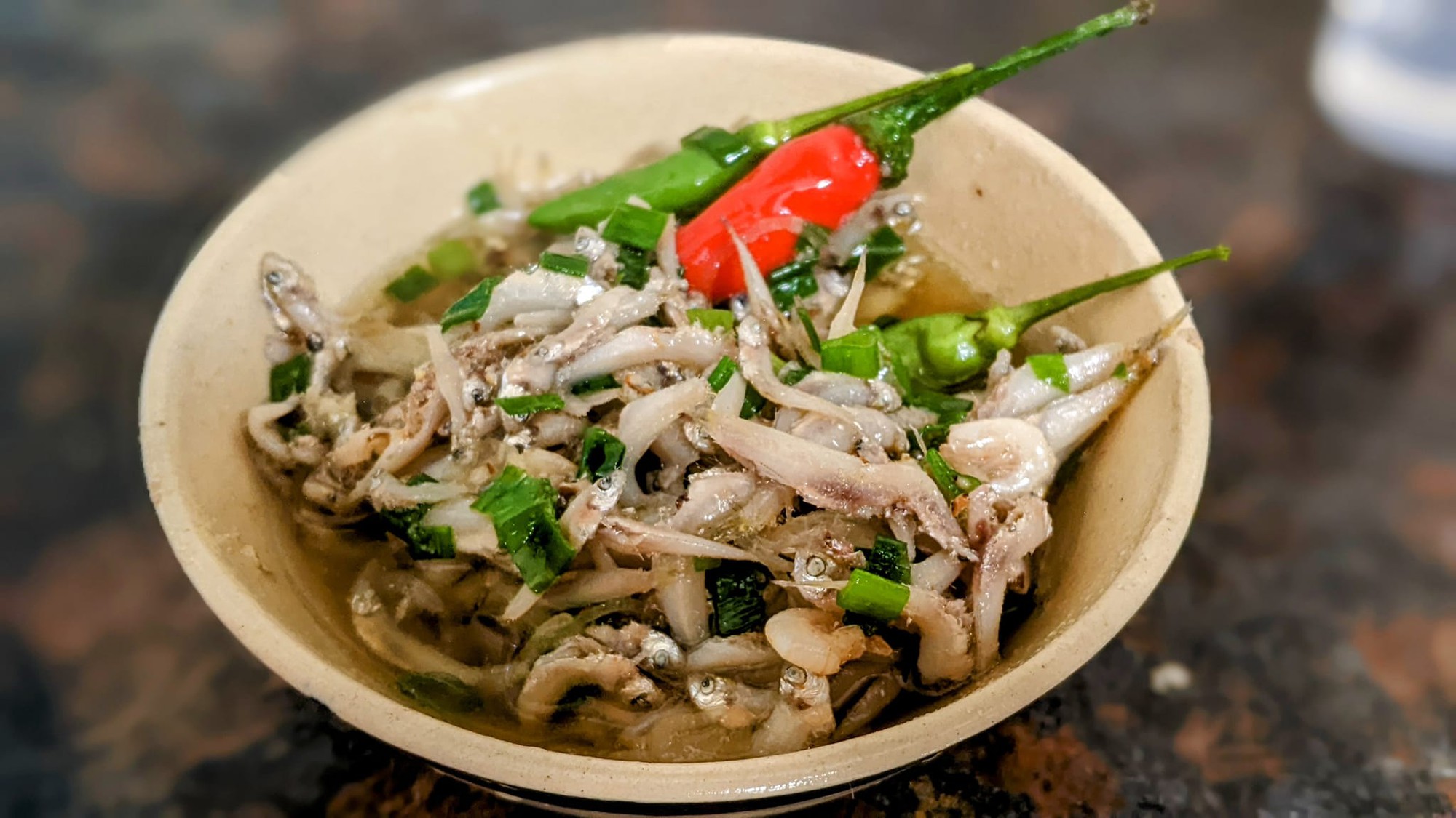 Loại cá có kích thước vô cùng nhỏ bé nhưng giàu giá trị dinh dưỡng, giúp đẹp da, sáng mắt, chắc xương - Ảnh 7. Loại cá có kích thước vô cùng nhỏ bé nhưng giàu giá trị dinh dưỡng, giúp đẹp da, sáng mắt, chắc xương - Ảnh 7.