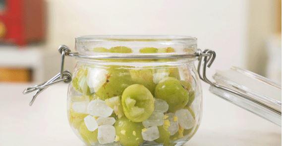 Quả dại được ví là “kim cương xanh”, vitamin C cao ngất ngưởng, gặp thì nhớ mua ăn - Ảnh 10.