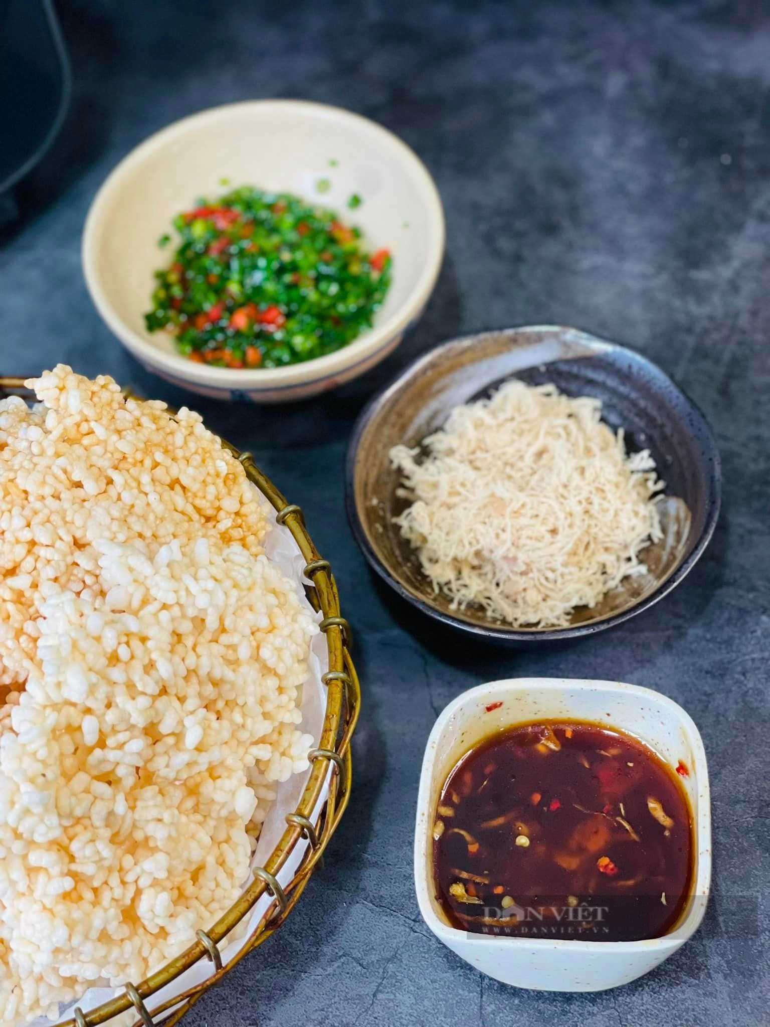 Mách bạn cách làm cơm cháy siêu đơn giản mà ngon khó cưỡng tại nhà - Ảnh 10. Mách bạn cách làm cơm cháy siêu đơn giản mà ngon khó cưỡng tại nhà - Ảnh 10.