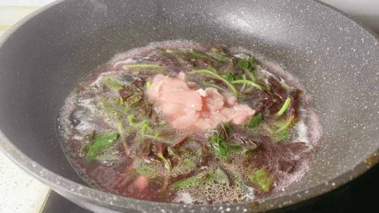 Lá này axit folic gấp 46 lần dưa chuột, giá rẻ bằng ½ rau muống, tranh thủ ăn kẻo phải chờ năm sau - Ảnh 6.