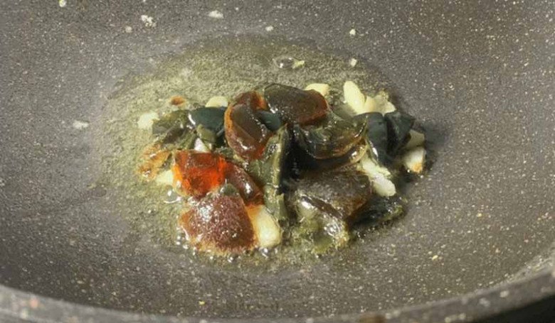 Lá này axit folic gấp 46 lần dưa chuột, giá rẻ bằng ½ rau muống, tranh thủ ăn kẻo phải chờ năm sau - Ảnh 5.