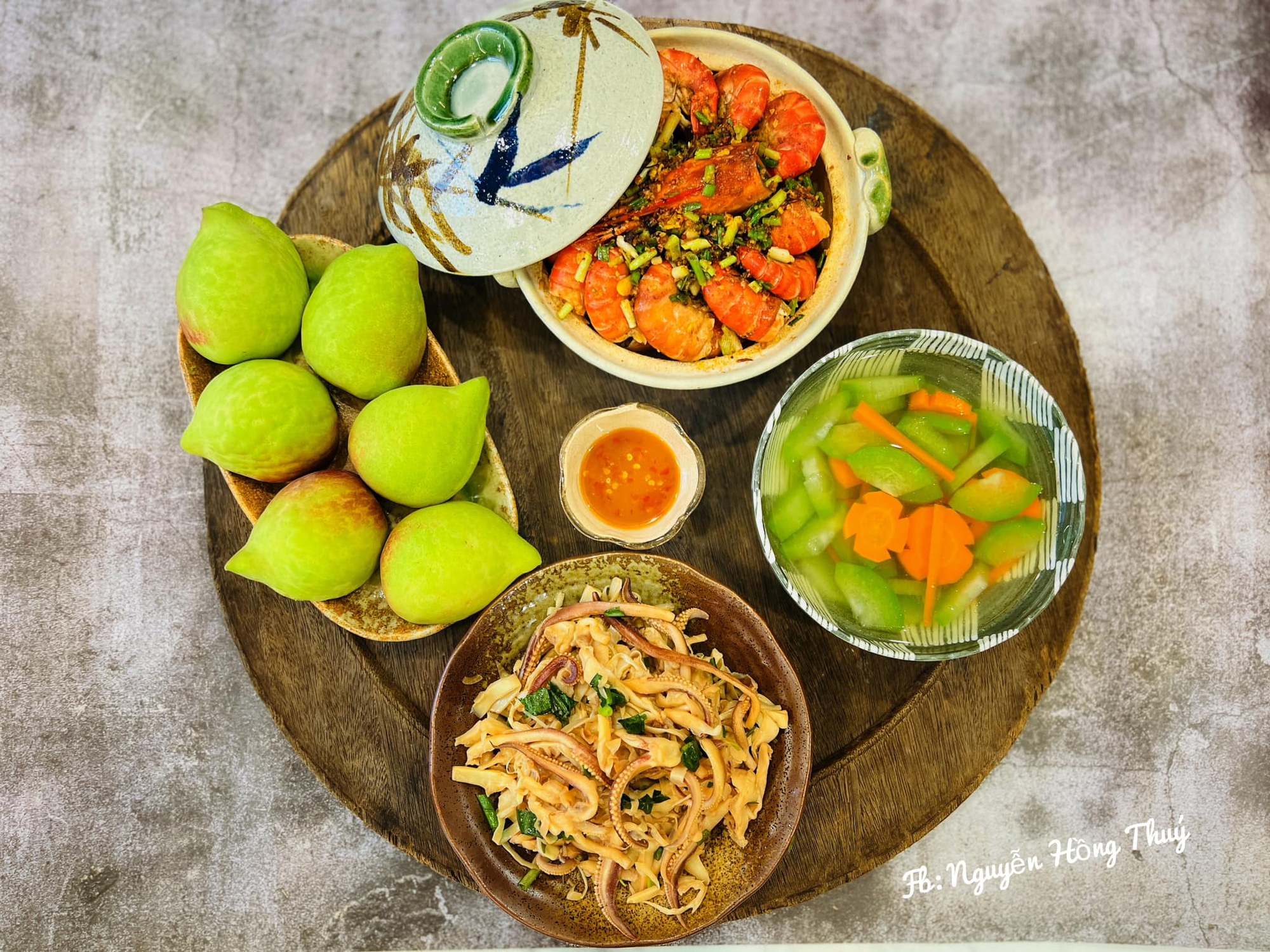 Mẹ đảm Hà thành gợi ý thực đơn mâm cơm gia đình đơn giản hấp dẫn - Ảnh 3. Mẹ đảm Hà thành gợi ý thực đơn mâm cơm gia đình đơn giản hấp dẫn - Ảnh 3.