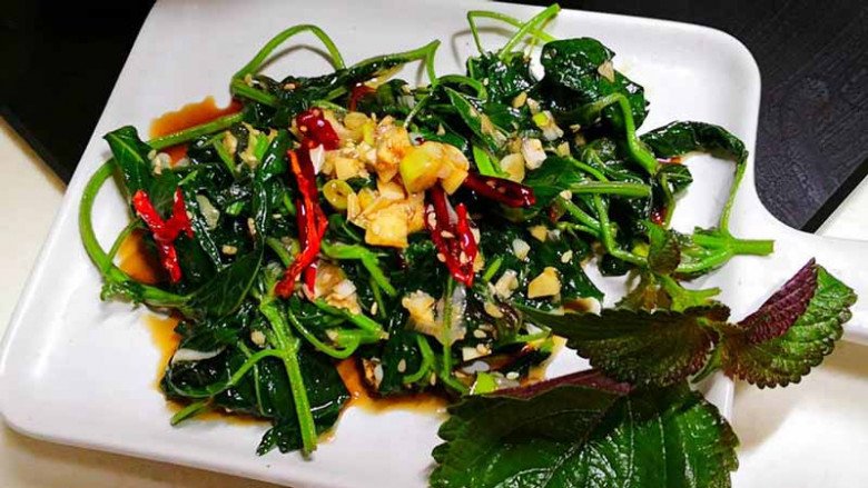 “Lá hồi sinh” được người Nhật săn lùng, nước ta bán đầy ngoài chợ, 3.000đ/bó, nấu kiểu này ăn rất ngon - Ảnh 4. “Lá hồi sinh” được người Nhật săn lùng, nước ta bán đầy ngoài chợ, 3.000đ/bó, nấu kiểu này ăn rất ngon - Ảnh 4.