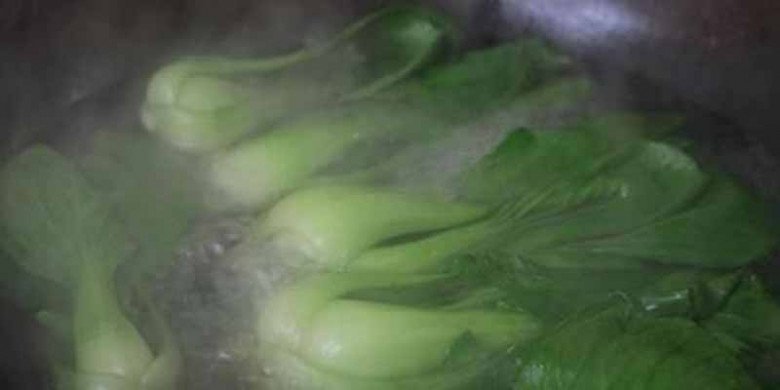 Xào rau kiểu nào cũng bị vàng úa, ra nước, đầu bếp có 3 tuyệt chiêu giúp rau xanh mướt, giòn ngon - Ảnh 6. Xào rau kiểu nào cũng bị vàng úa, ra nước, đầu bếp có 3 tuyệt chiêu giúp rau xanh mướt, giòn ngon - Ảnh 6.