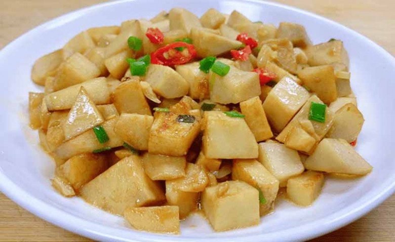 Củ này có giá 25.000đ/kg, người Nhật gọi là “củ trường sinh”, nấu lên ăn ngon hơn thịt lợn, vừa dọn ra đã hết sạch - Ảnh 10.