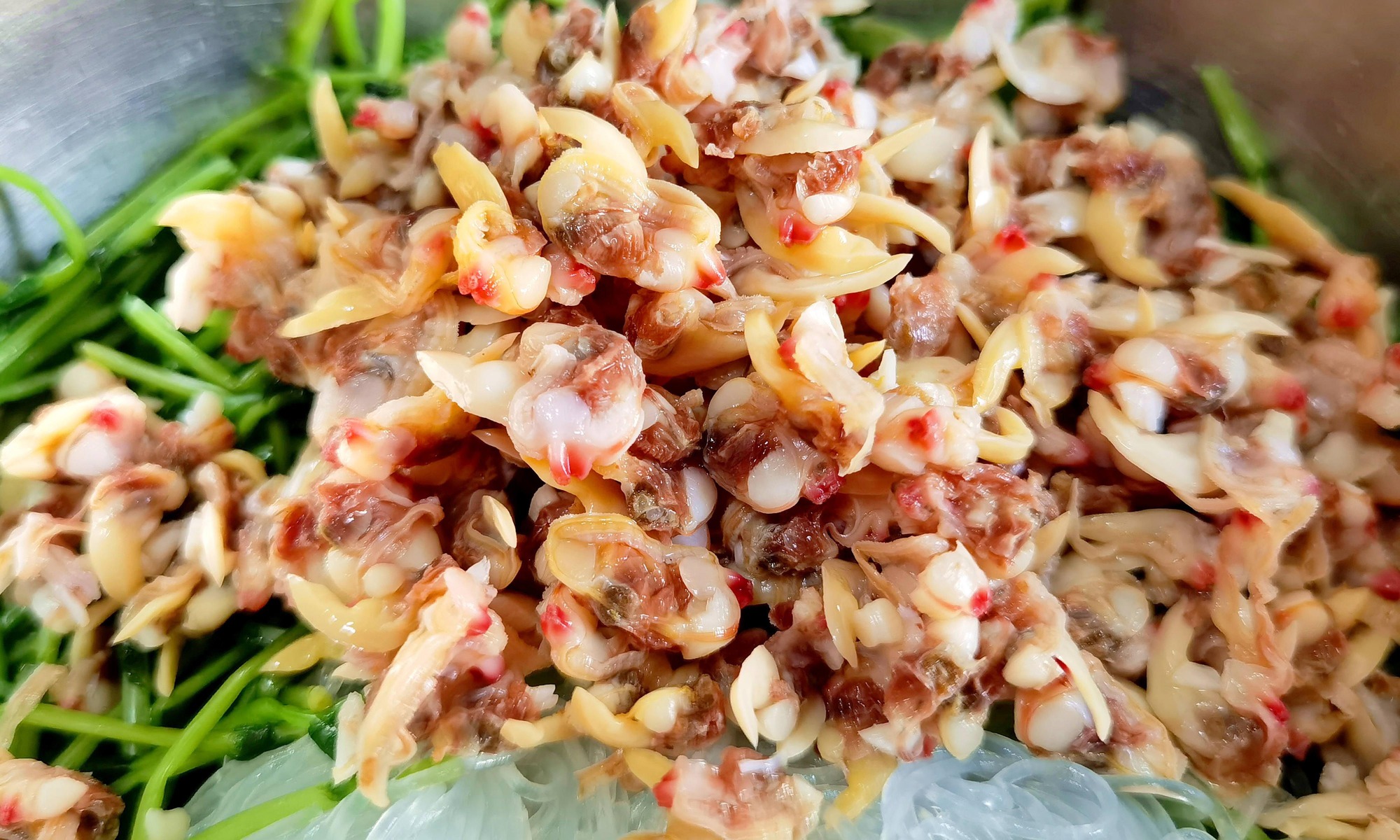 Loại rau "vàng xanh" cực bổ dưỡng, hương vị độc đáo, làm món trộn thanh mát, ngon miệng - Ảnh 4.