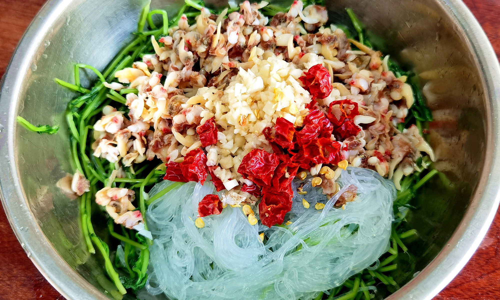 Loại rau "vàng xanh" cực bổ dưỡng, hương vị độc đáo, làm món trộn thanh mát, ngon miệng - Ảnh 5.