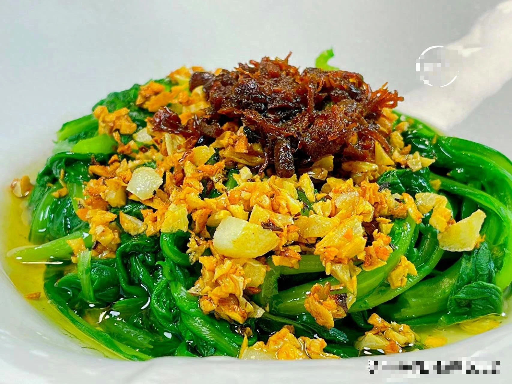 Loại rau an thần, dưỡng tâm, bổ sung năng lượng cho não, trộn với tỏi phi vừa thơm vừa ngọt- Ảnh 2.