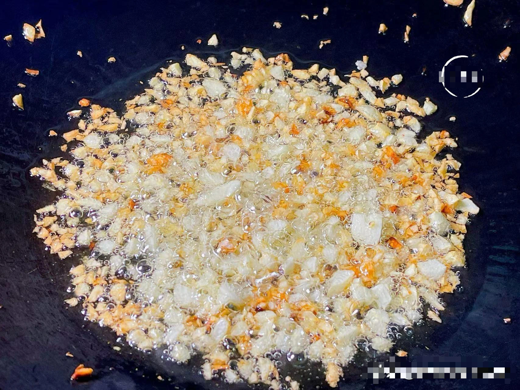 Loại rau an thần, dưỡng tâm, bổ sung năng lượng cho não, trộn với tỏi phi vừa thơm vừa ngọt- Ảnh 5.