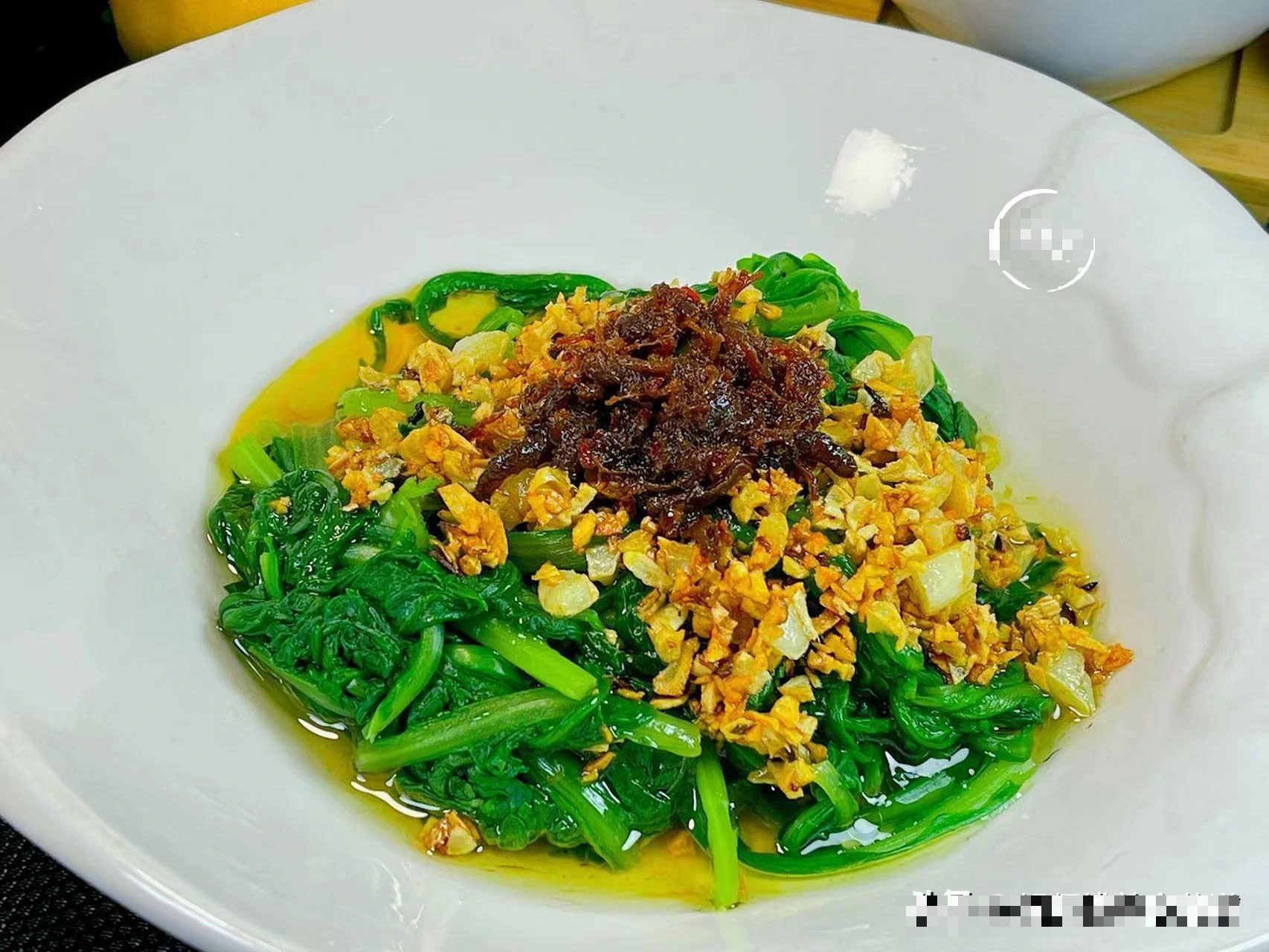 Loại rau an thần, dưỡng tâm, bổ sung năng lượng cho não, trộn với tỏi phi vừa thơm vừa ngọt- Ảnh 7.