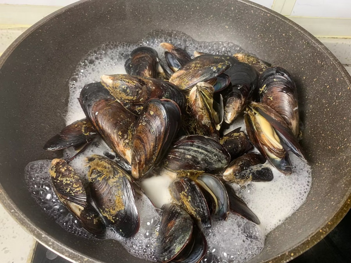 "Vua bổ thận" giá rẻ, thường xuyên ăn cứng xương, dưỡng huyết, tráng trứng ăn cực thơm ngon - Ảnh 3.