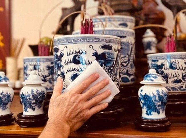 Nên bao sái ban thờ đón Tết vào ngày nào? 3 lưu ý khi bao sái ban thờ để nhận nhiều lộc vào năm 2024- Ảnh 1. Nên bao sái ban thờ đón Tết vào ngày nào? 3 lưu ý khi bao sái ban thờ để nhận nhiều lộc vào năm 2024- Ảnh 1.